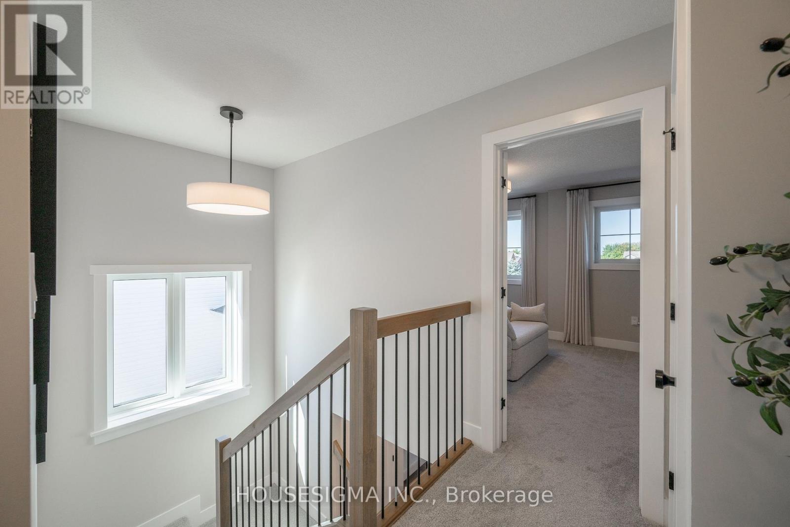 48 Postma Crescent, North Middlesex (Ailsa Craig), Ontario  N0M 1A0 - Photo 22 - X13794370
