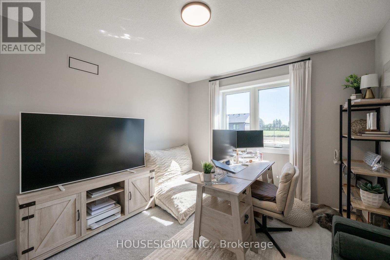 48 Postma Crescent, North Middlesex (Ailsa Craig), Ontario  N0M 1A0 - Photo 29 - X13794370