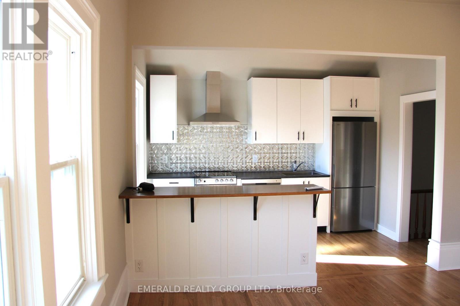 Upper - 7 Ormond Street S, Thorold, Ontario  L2V 1Y2 - Photo 11 - X13794346
