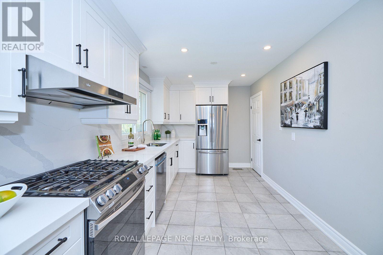 36 Valerie Drive, St. Catharines, Ontario L2T 3G5 - Photo 16 - X13794358