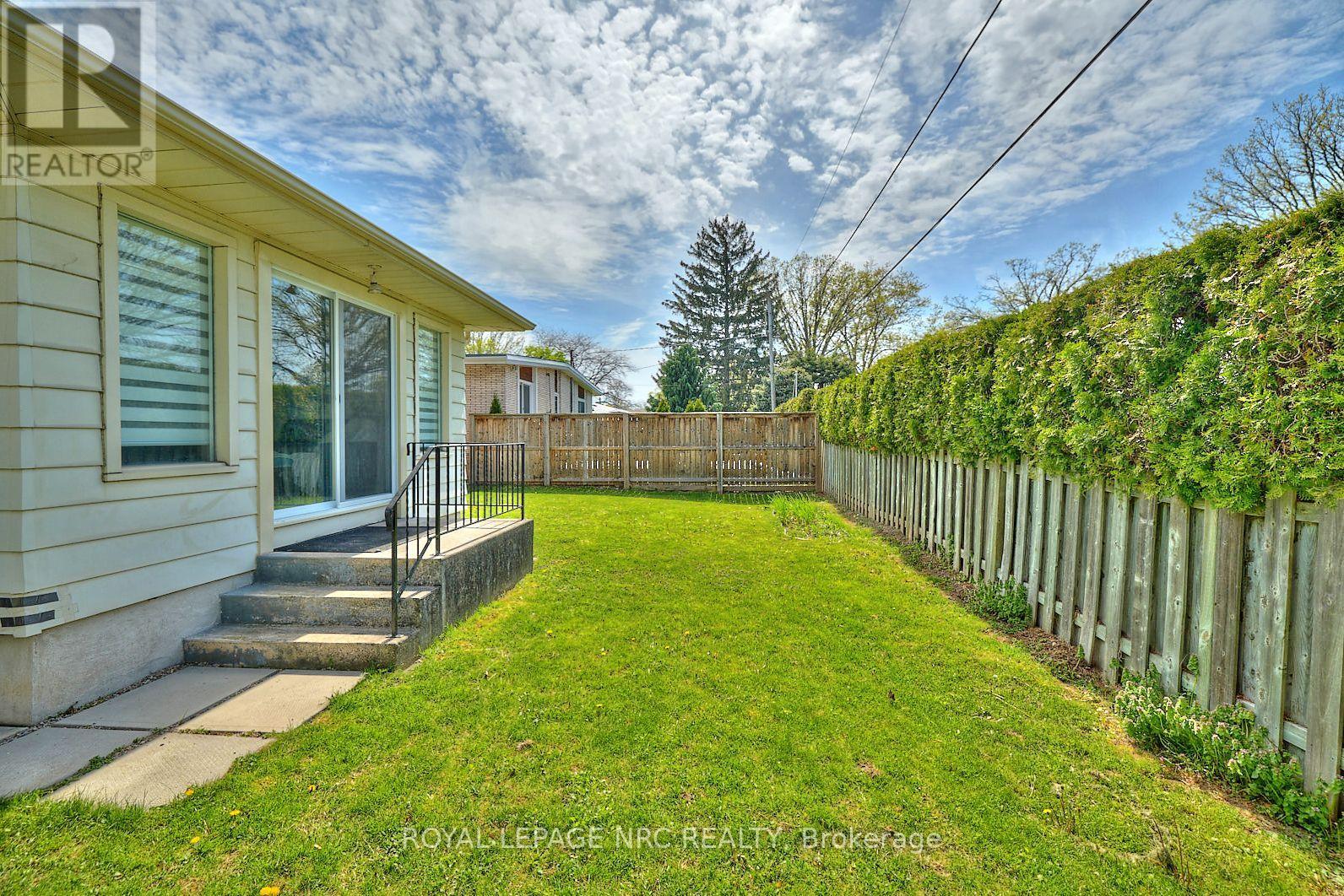 36 Valerie Drive, St. Catharines, Ontario L2T 3G5 - Photo 35 - X13794358