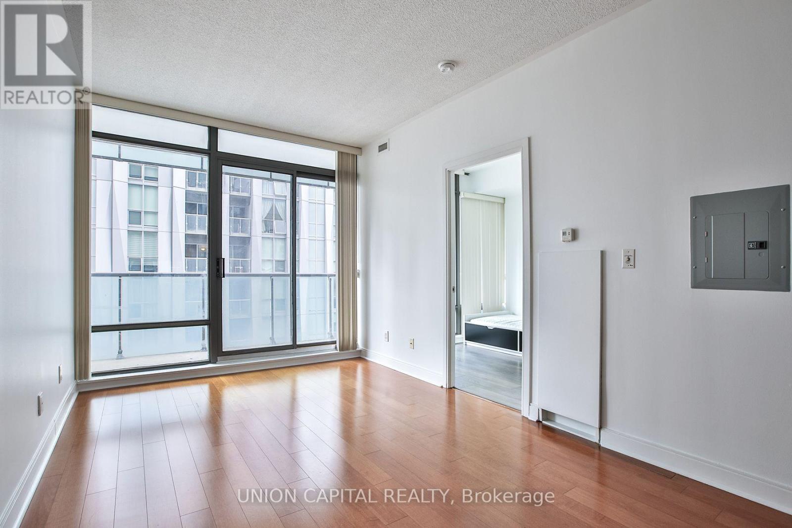 1004 - 18 Yorkville Avenue, Toronto, Ontario  M4W 3Y8 - Photo 6 - C13794364