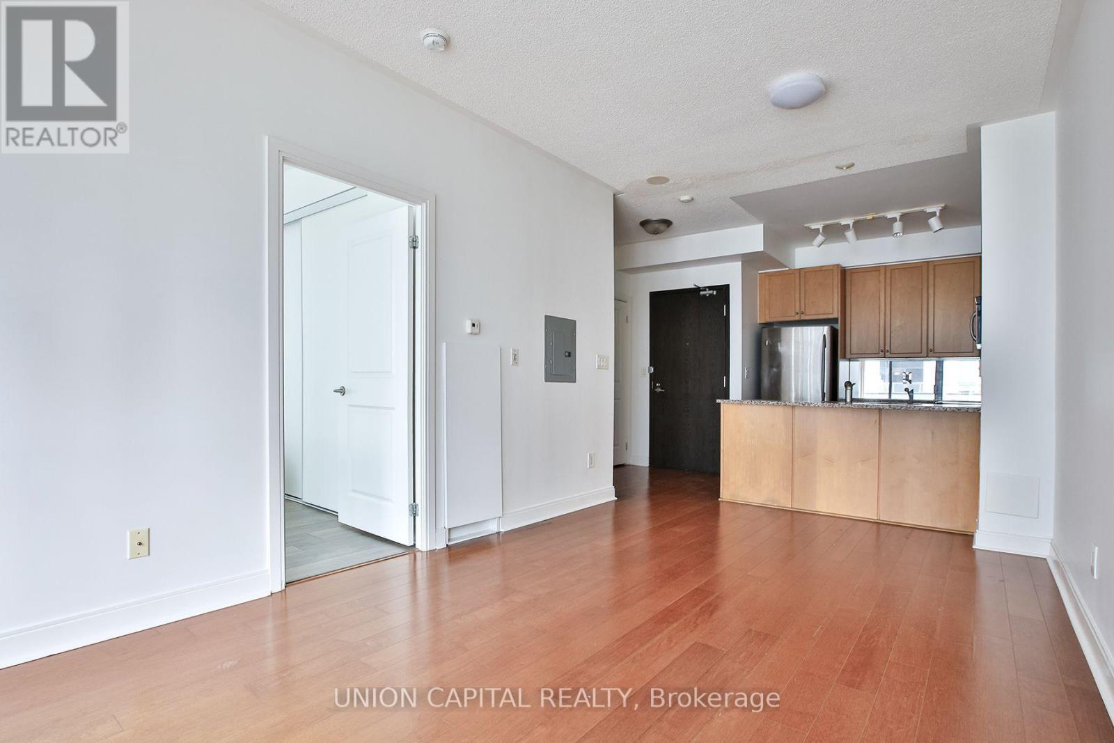 1004 - 18 Yorkville Avenue, Toronto, Ontario  M4W 3Y8 - Photo 7 - C13794364