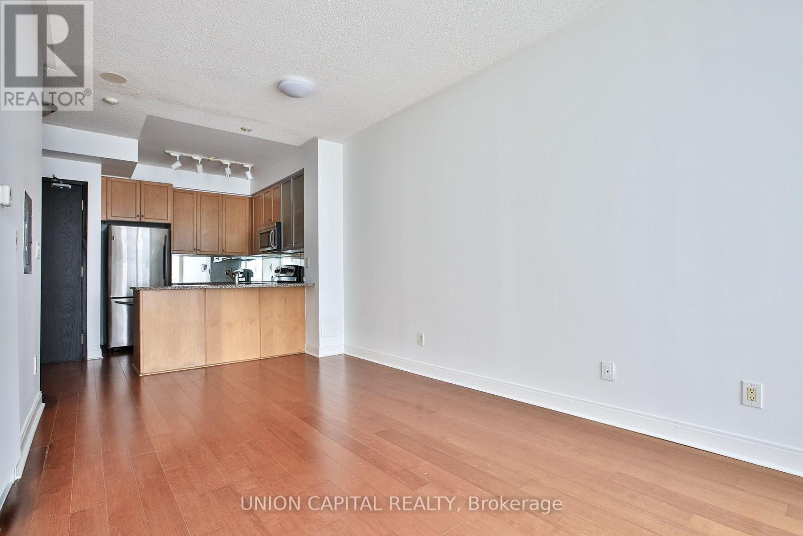 1004 - 18 Yorkville Avenue, Toronto, Ontario  M4W 3Y8 - Photo 8 - C13794364
