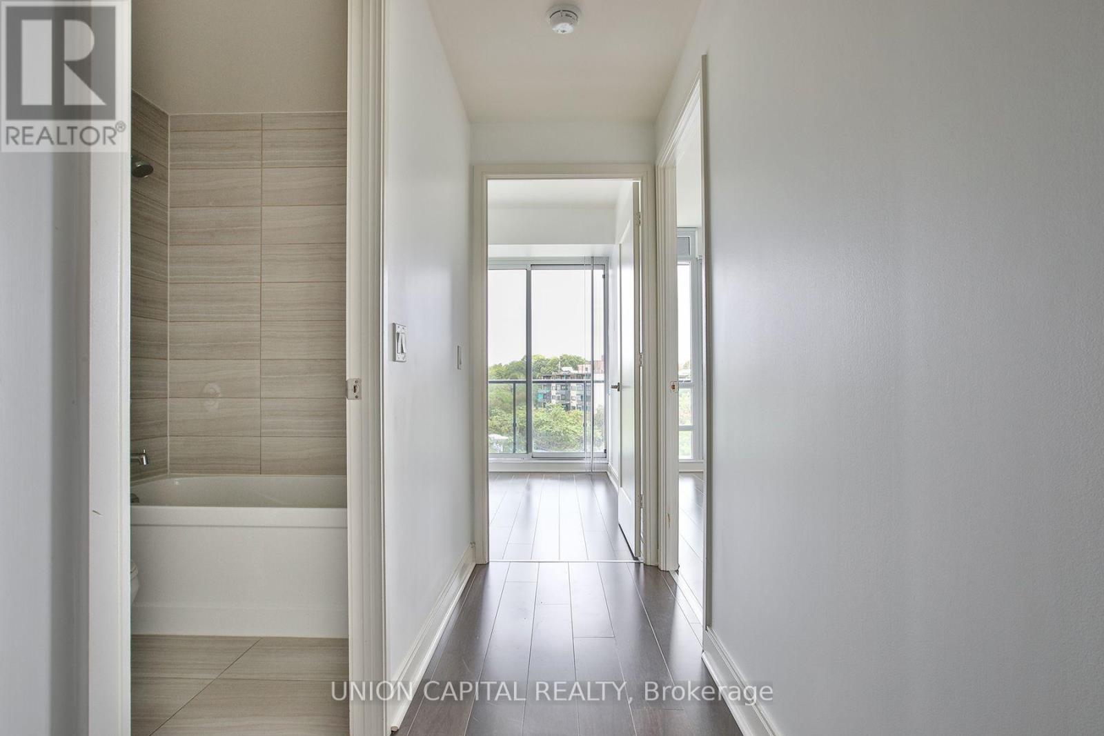 310 - 825 Church Street, Toronto, Ontario  M4W 3Z4 - Photo 10 - C13794366