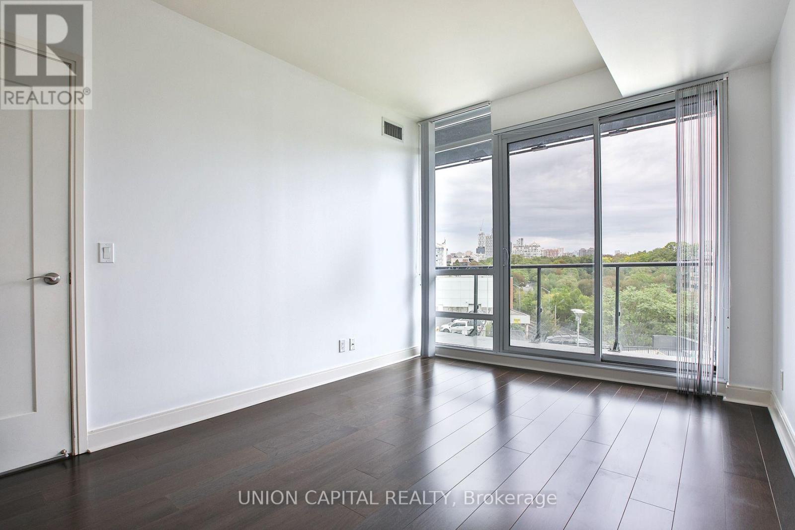 310 - 825 Church Street, Toronto, Ontario  M4W 3Z4 - Photo 13 - C13794366