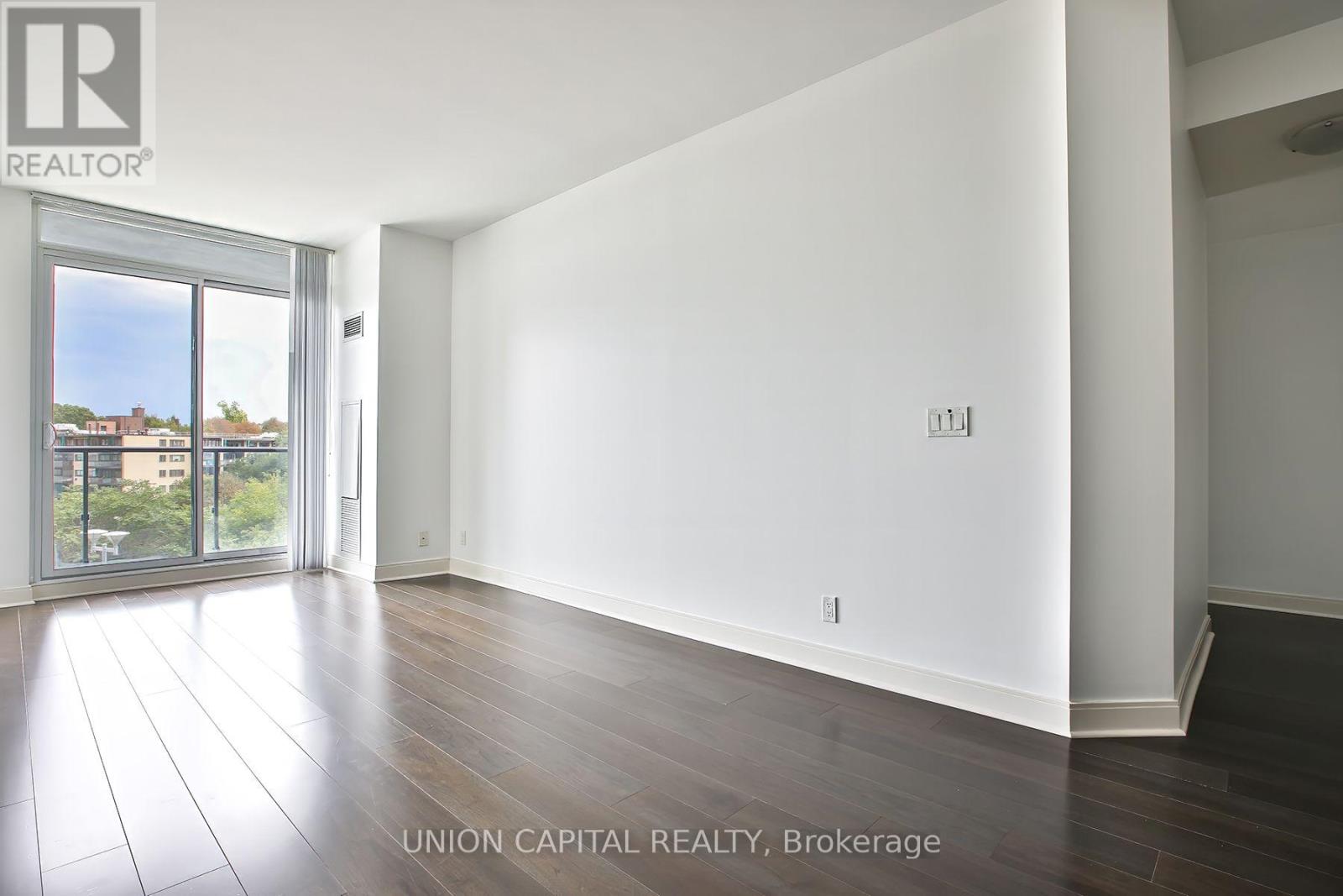 310 - 825 Church Street, Toronto, Ontario  M4W 3Z4 - Photo 6 - C13794366