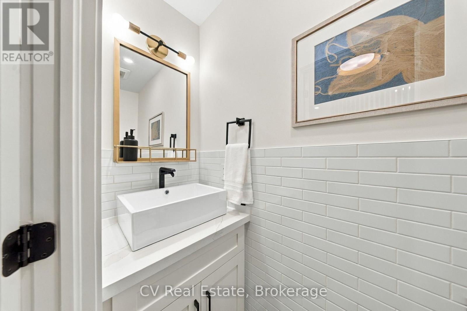 287 Yonge Boulevard, Toronto, Ontario  M5M 3J1 - Photo 17 - C13794376