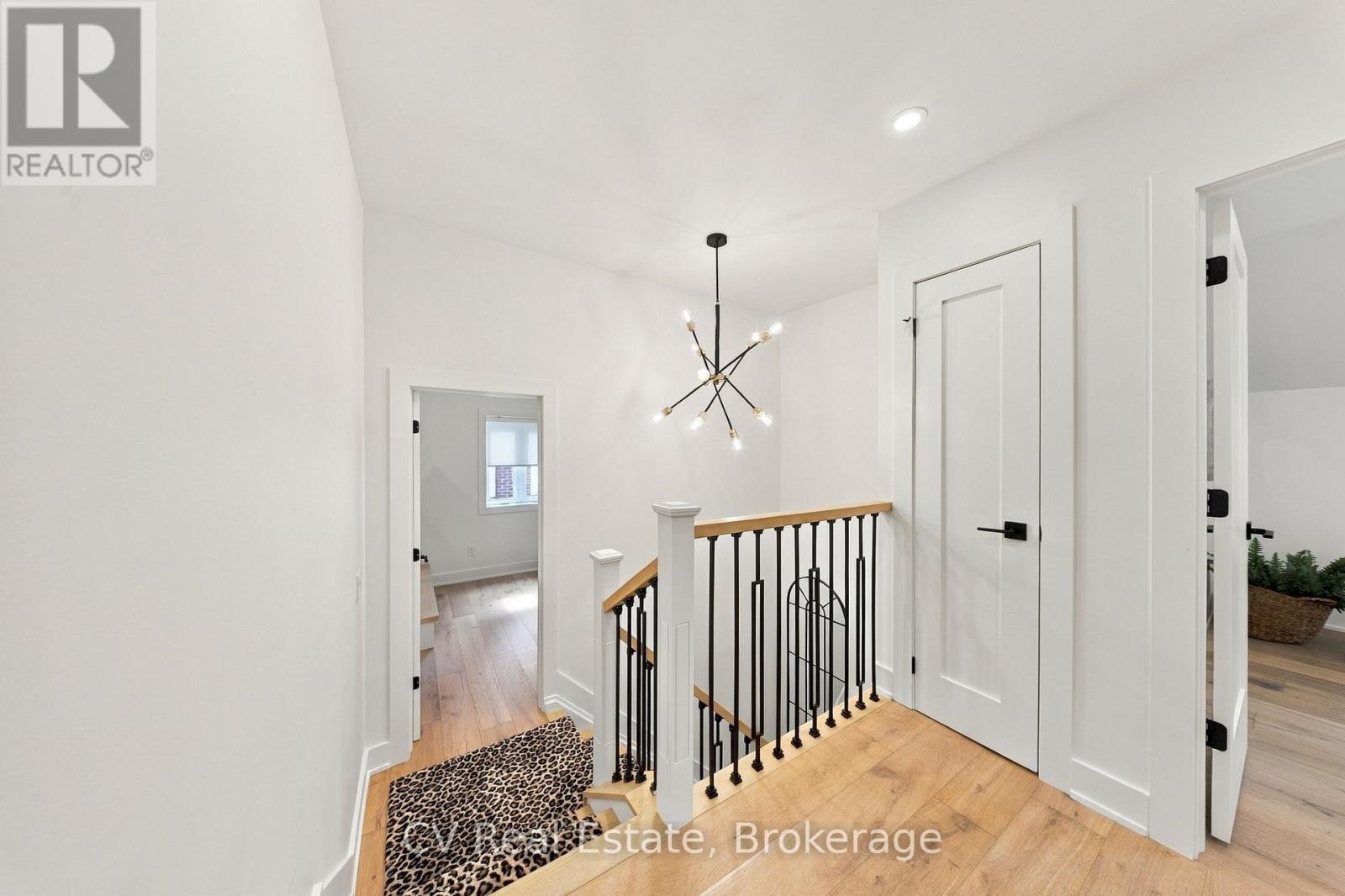 287 Yonge Boulevard, Toronto, Ontario  M5M 3J1 - Photo 29 - C13794376