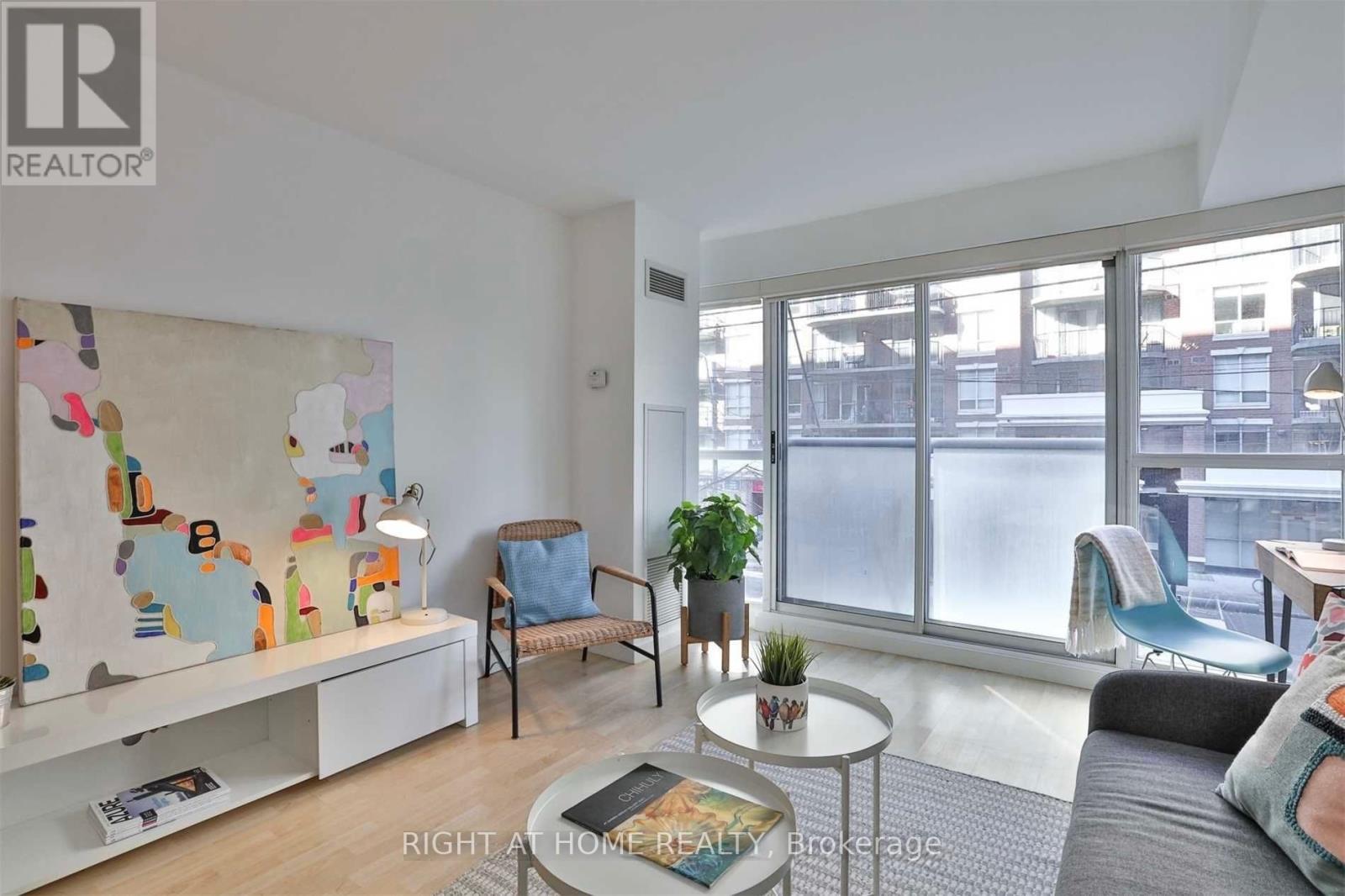215 - 1005 King Street W, Toronto, Ontario  M6K 3M8 - Photo 17 - C13794378