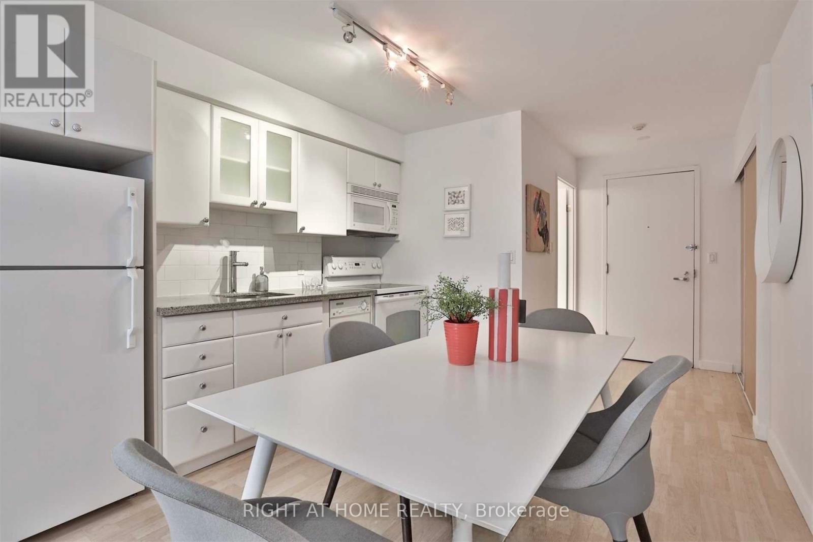 215 - 1005 King Street W, Toronto, Ontario  M6K 3M8 - Photo 7 - C13794378