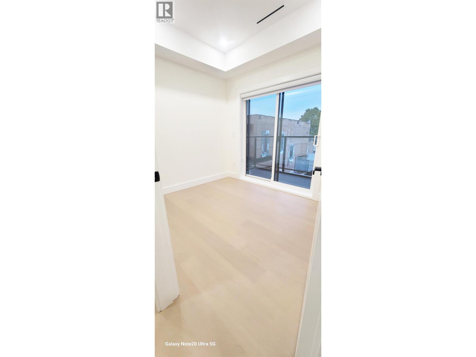 2 2741 Grant Street, Vancouver, British Columbia  V5K 3H1 - Photo 16 - R3164486