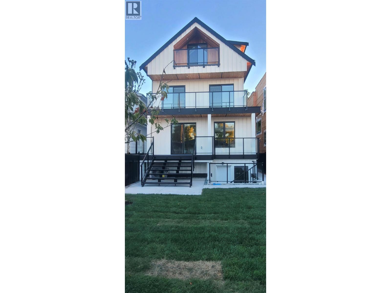 2 2741 Grant Street, Vancouver, British Columbia  V5K 3H1 - Photo 20 - R3164486