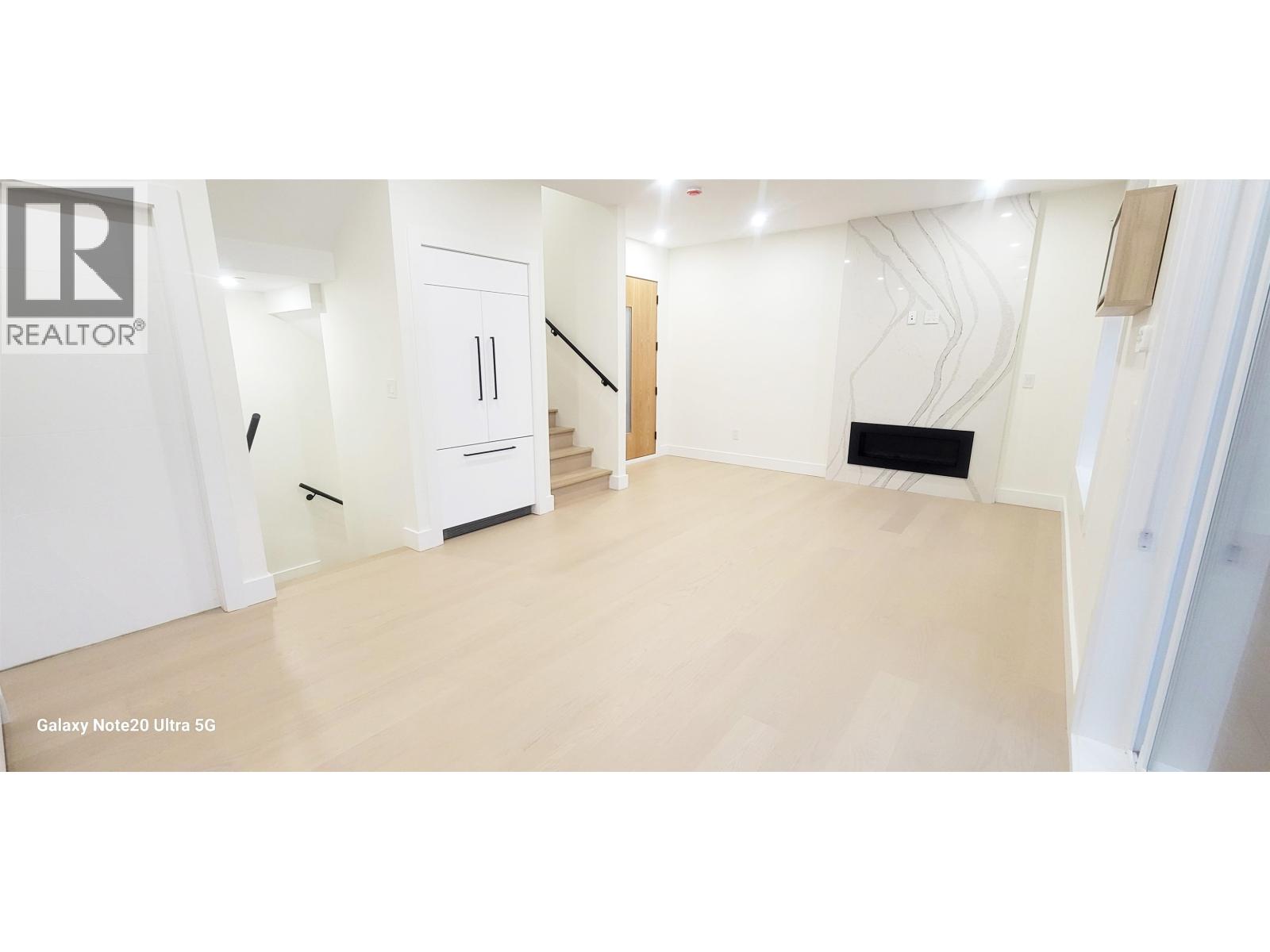 2 2741 Grant Street, Vancouver, British Columbia  V5K 3H1 - Photo 6 - R3164486