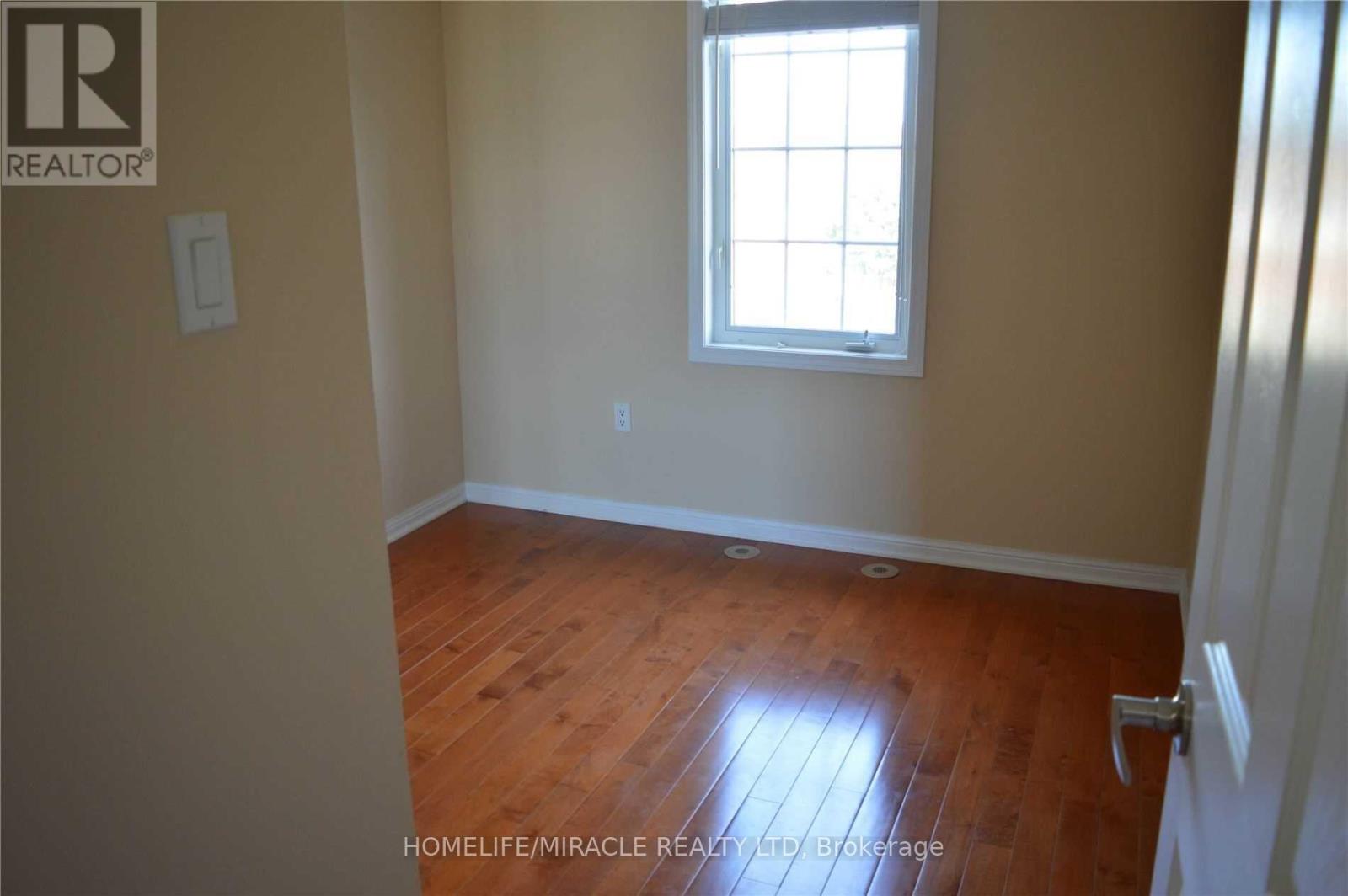 918 Burgess Gardens, Milton, Ontario  L9T 0K8 - Photo 14 - W13794344