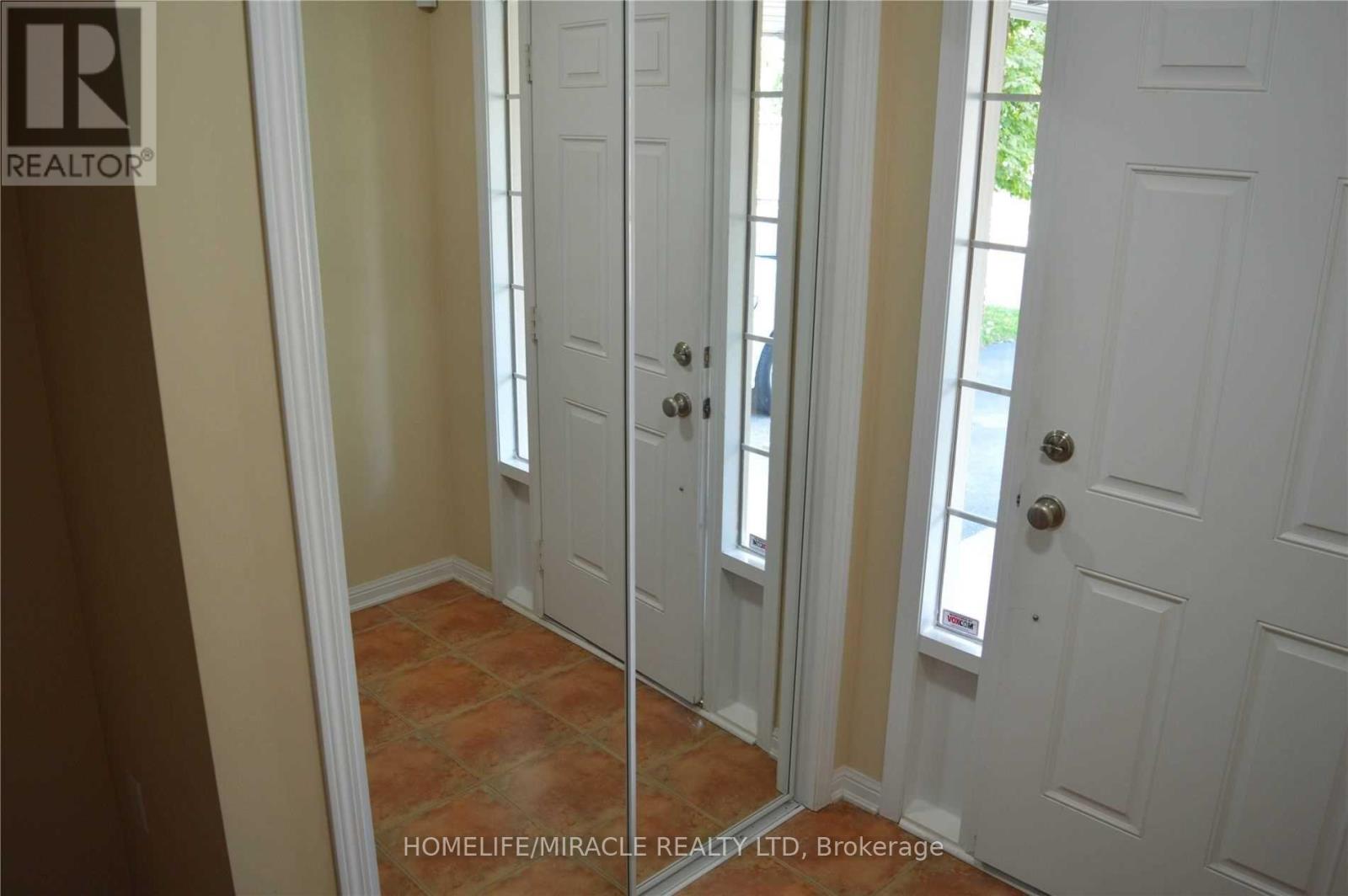 918 Burgess Gardens, Milton, Ontario  L9T 0K8 - Photo 16 - W13794344