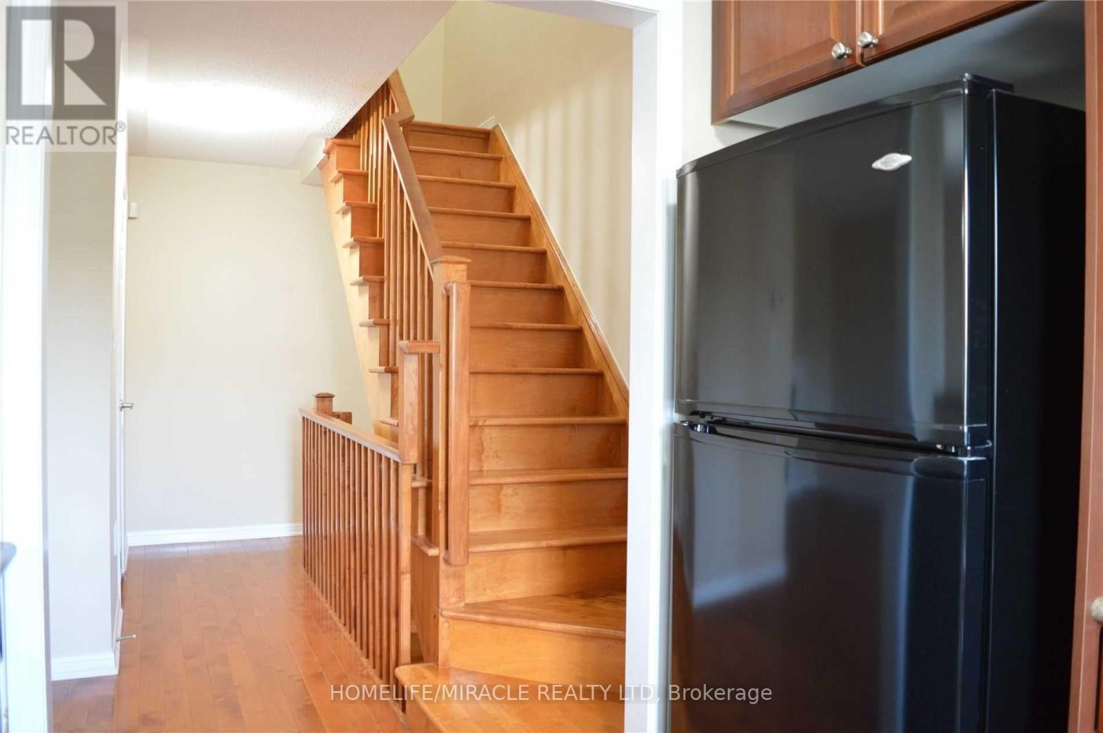 918 Burgess Gardens, Milton, Ontario  L9T 0K8 - Photo 8 - W13794344
