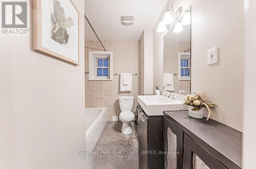 Main - 889 Avenue Road, Toronto, Ontario  M5P 2K7 - Photo 23 - C13774832