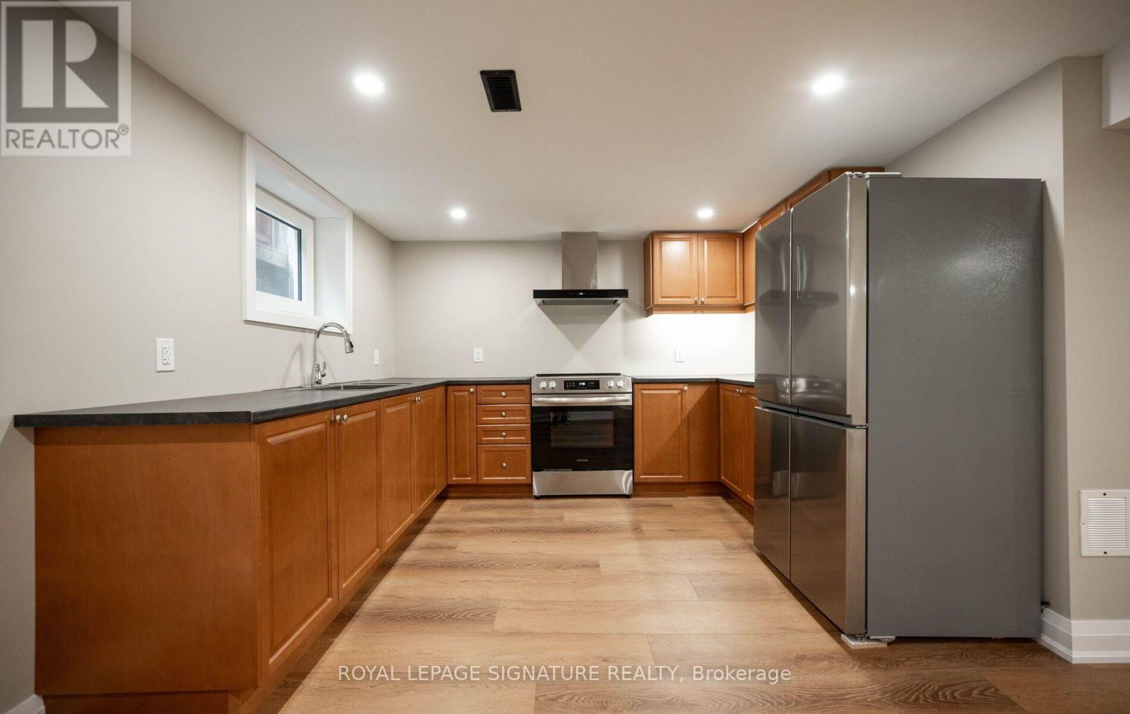 16 Eleanor (Lower Level) Court, Guelph, Ontario  N1E 1S8 - Photo 11 - X13794340