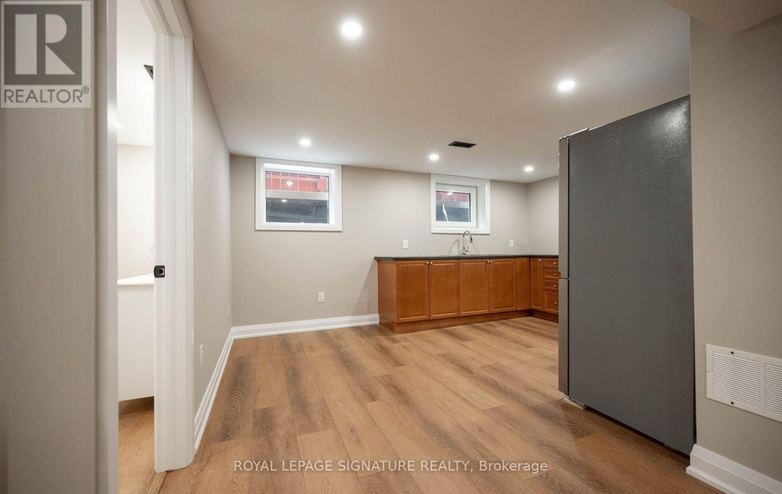 16 Eleanor (Lower Level) Court, Guelph, Ontario  N1E 1S8 - Photo 9 - X13794340