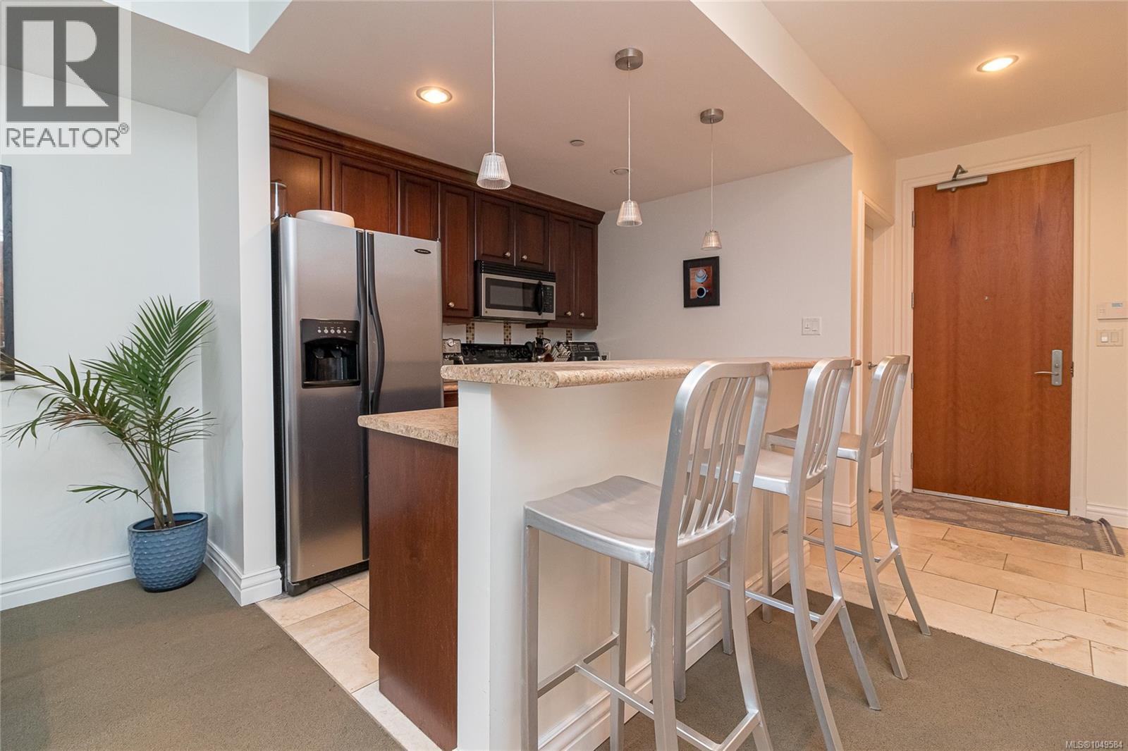 217 1325 Bear Mountain Pkwy, Langford, British Columbia  V9B 6R3 - Photo 10 - 1049584