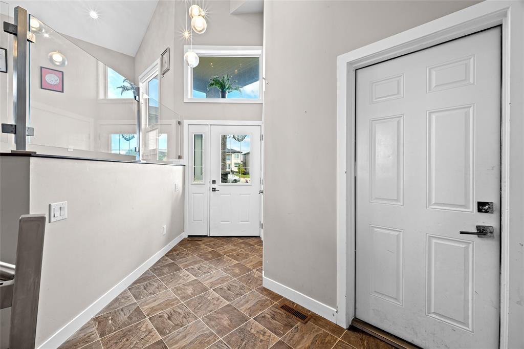 162 Water Ridge Path, Winnipeg, Manitoba  R2R 0P8 - Photo 9 - 202623351