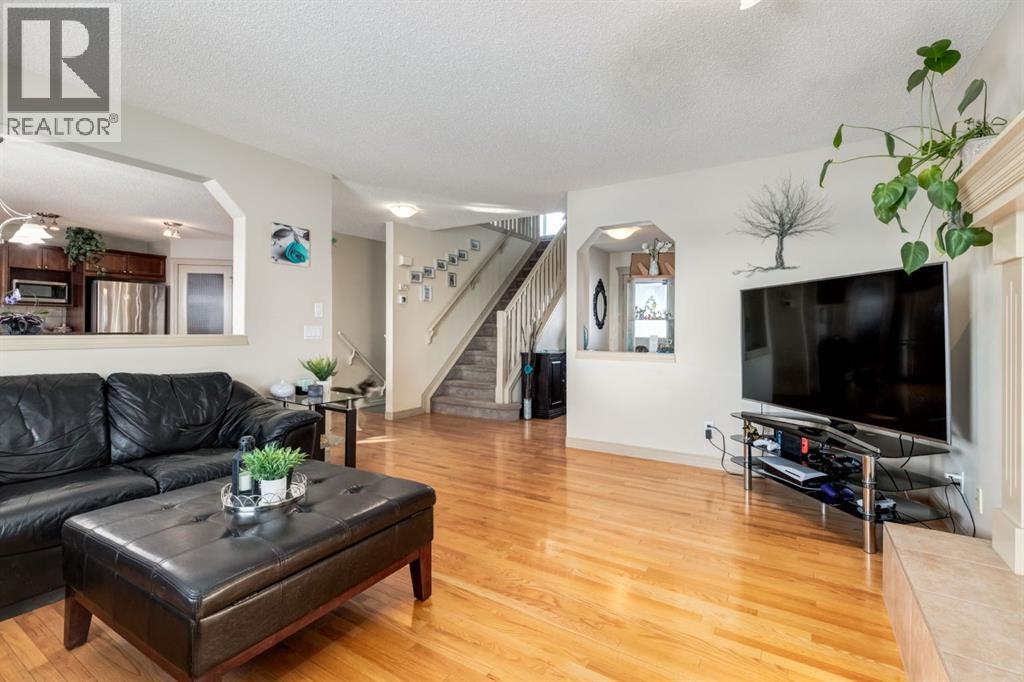 515 Crystal Green Mews