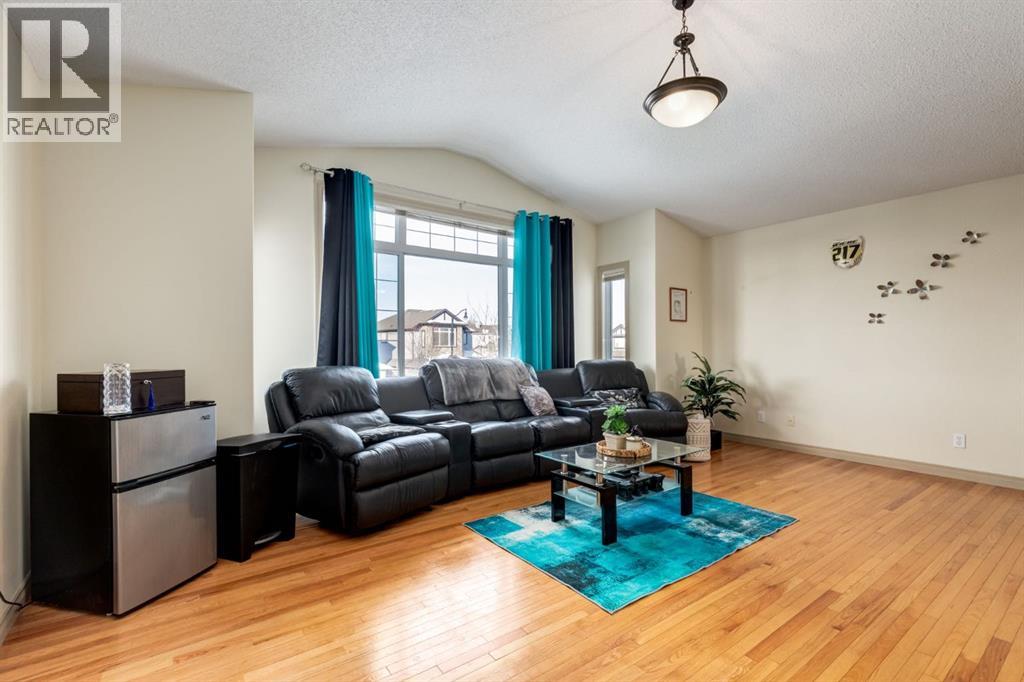 515 Crystal Green Mews
