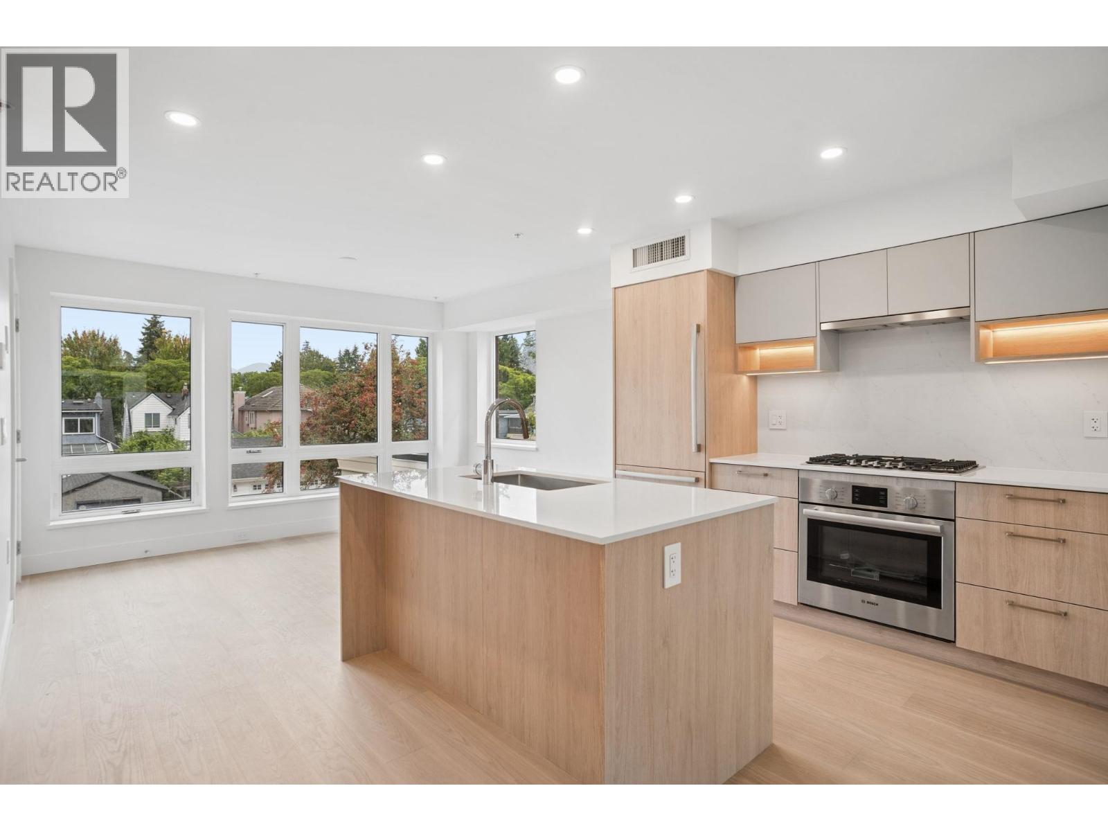 202 578 W 24 Avenue, Vancouver, British Columbia  V5Z 2B4 - Photo 2 - R3104190