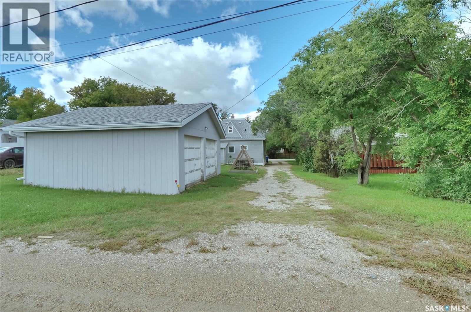 366 Central Street, Central Butte, Saskatchewan  S0H 0T0 - Photo 22 - SK048611