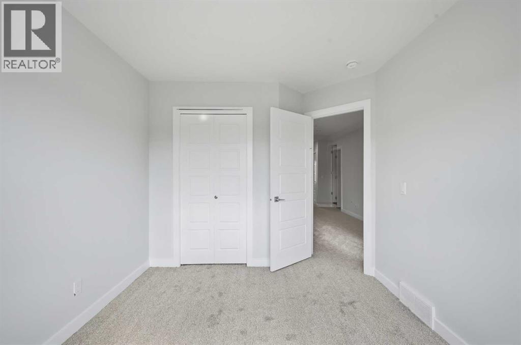 234 Chelsea Heath photo 37