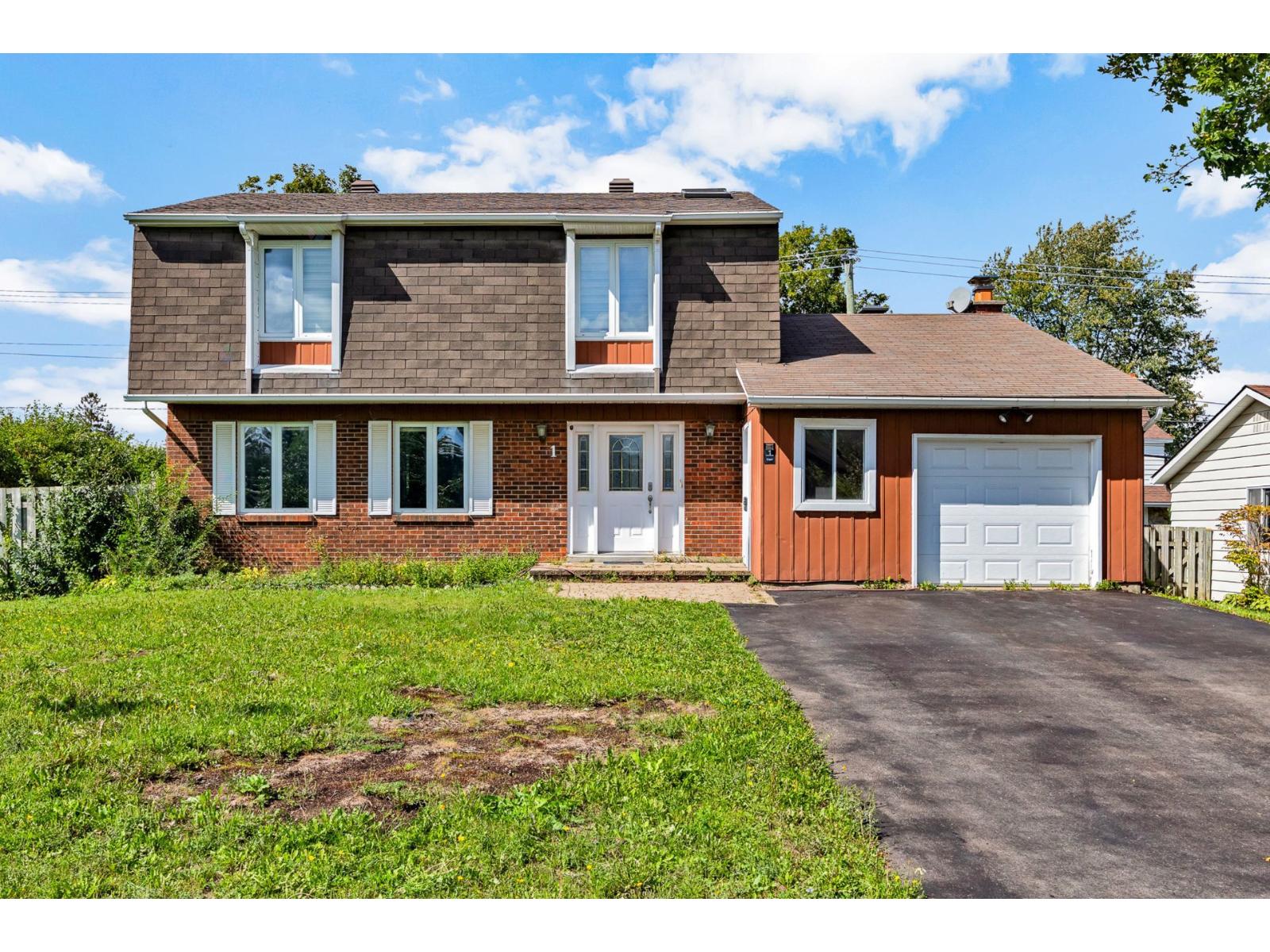 1 Rue Capri Dollard-des-Ormeaux Quebec Canada H9B2G3 2