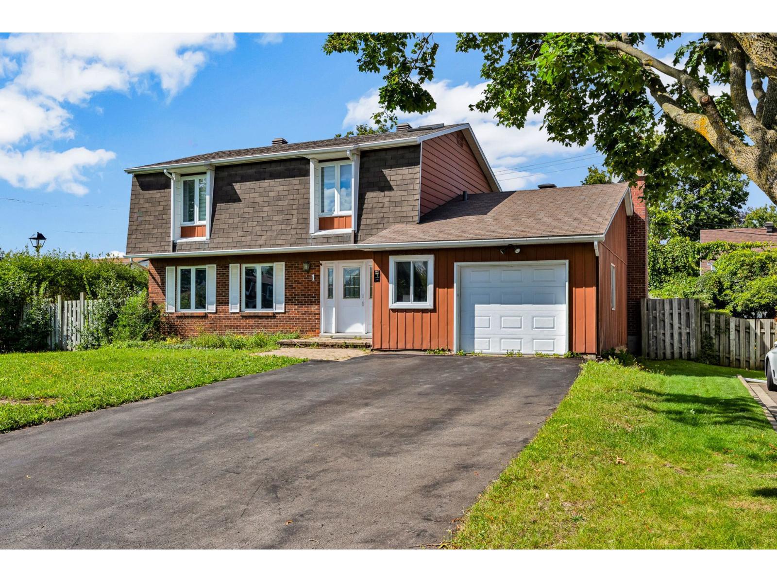 1 Rue Capri Dollard-des-Ormeaux Quebec Canada H9B2G3 3