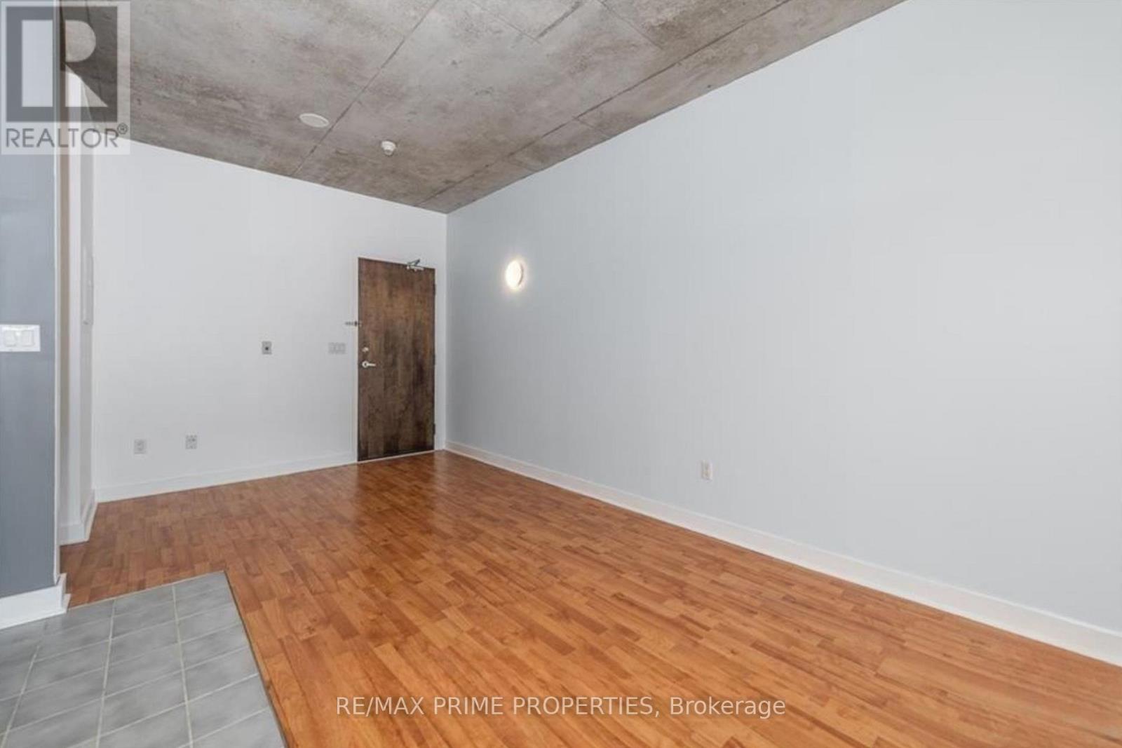 411 - 383 Cumberland Street, Ottawa, Ontario  K1N 1J7 - Photo 5 - X13794410