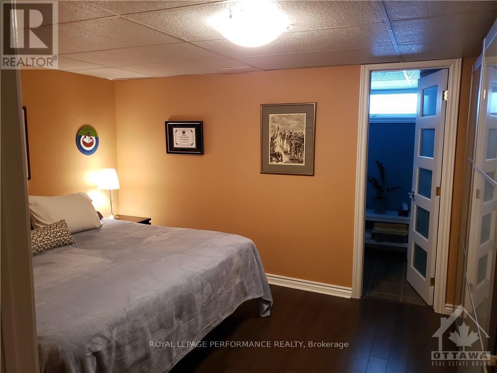 3376 Chilliwack Way, Ottawa, Ontario  K1T 1P7 - Photo 3 - X13794422