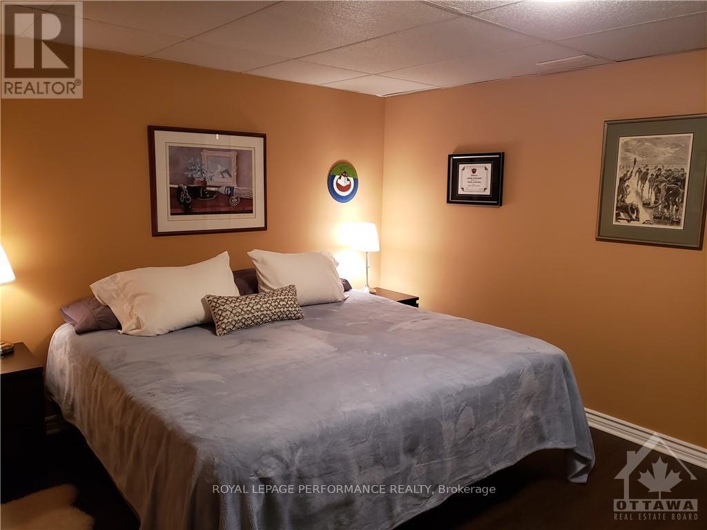 3376 Chilliwack Way, Ottawa, Ontario  K1T 1P7 - Photo 4 - X13794422