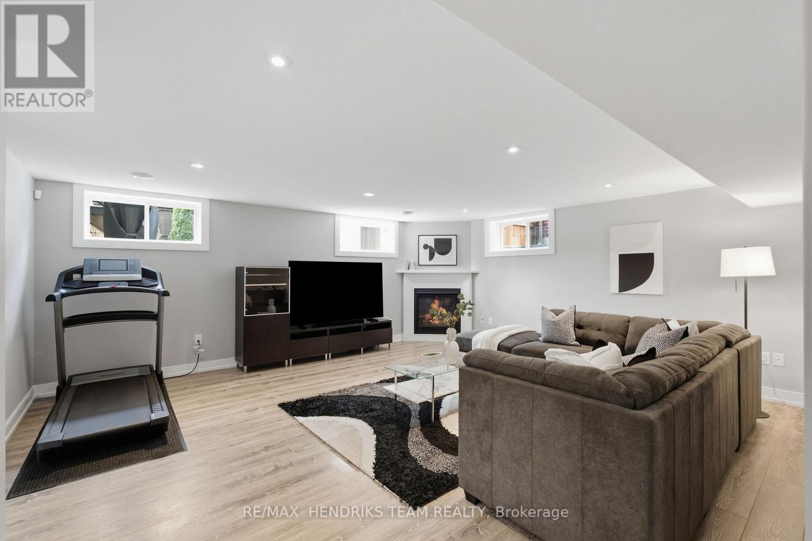1 Olde School Court, St. Catharines, Ontario  L2N 0B1 - Photo 30 - X13794462