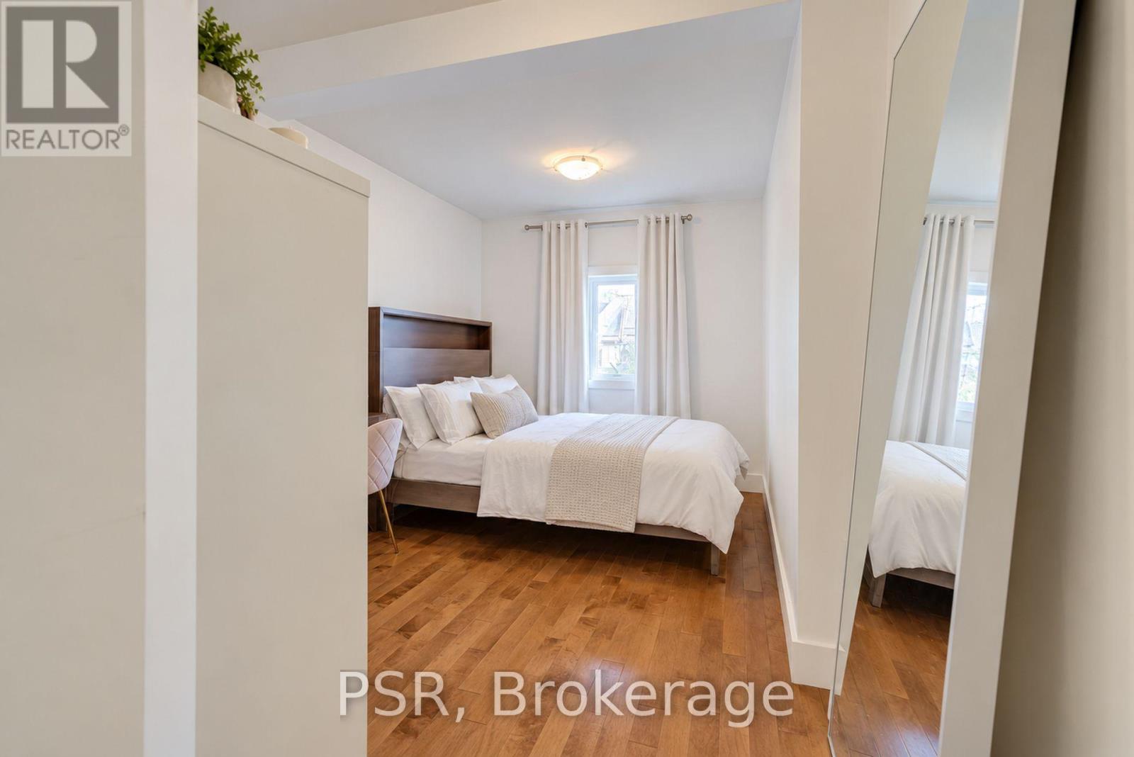 Main - 143 Montrose Avenue, Toronto, Ontario  M6J 2T6 - Photo 12 - C13794436
