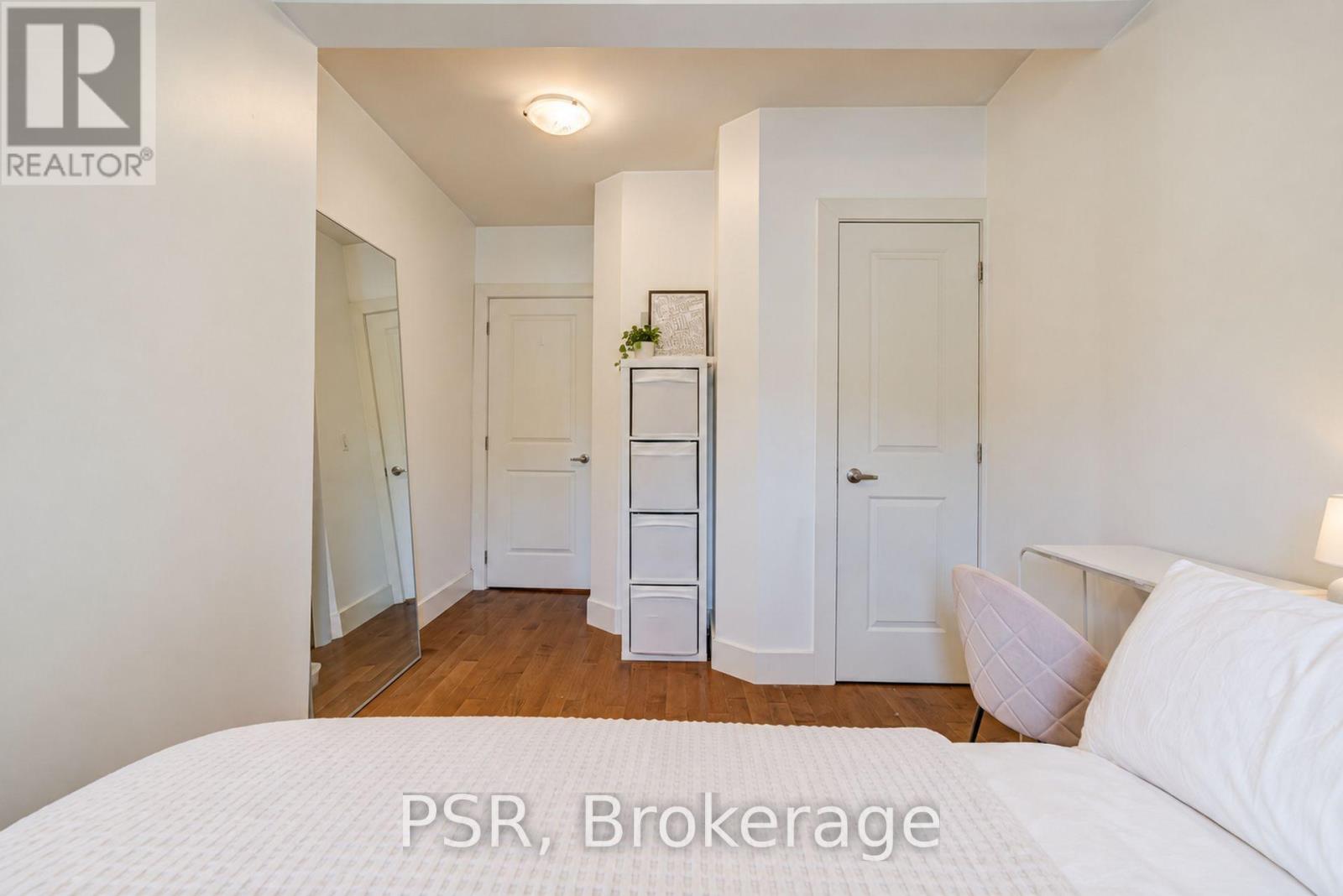 Main - 143 Montrose Avenue, Toronto, Ontario  M6J 2T6 - Photo 14 - C13794436