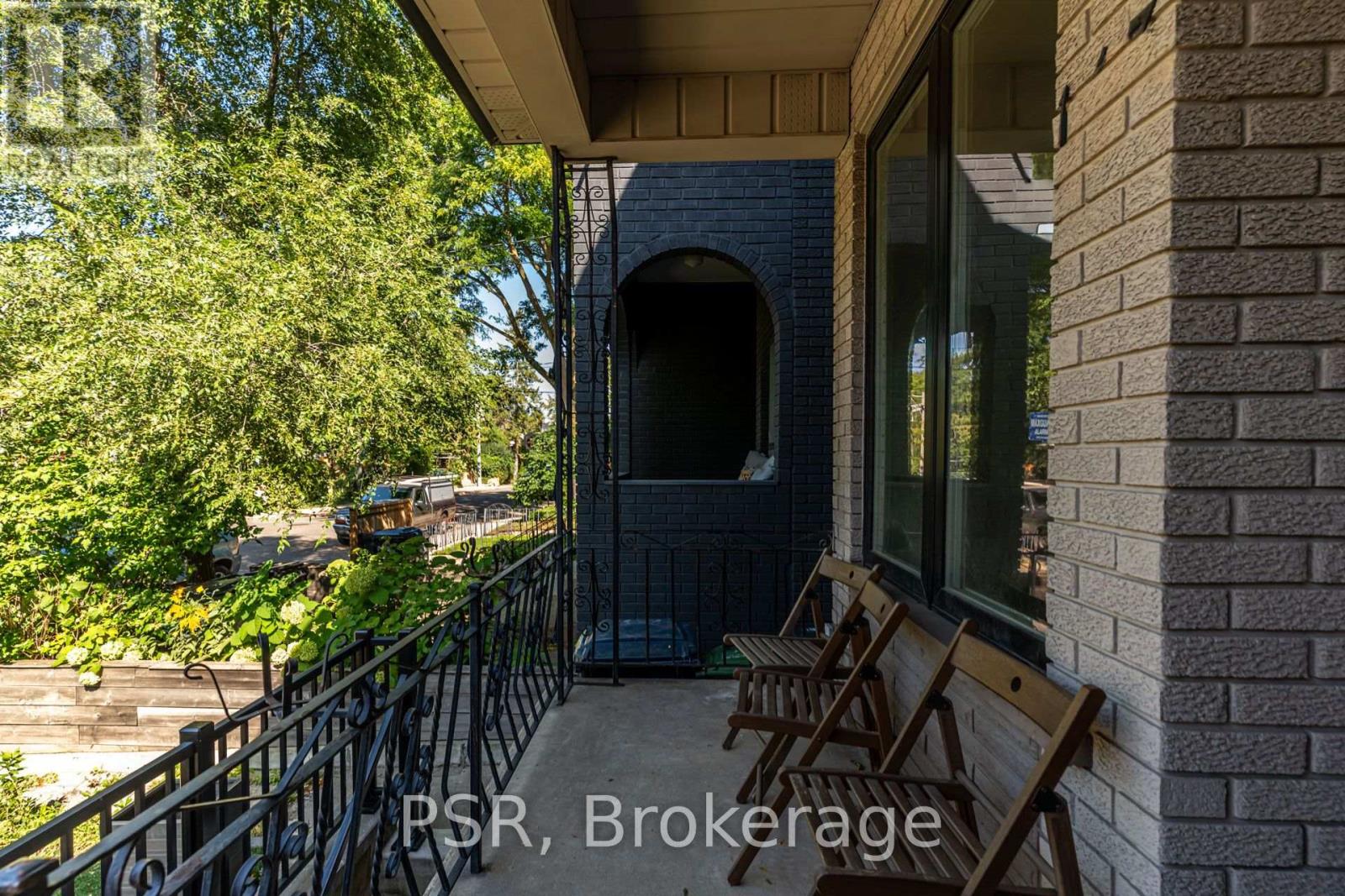 Main - 143 Montrose Avenue, Toronto, Ontario  M6J 2T6 - Photo 22 - C13794436