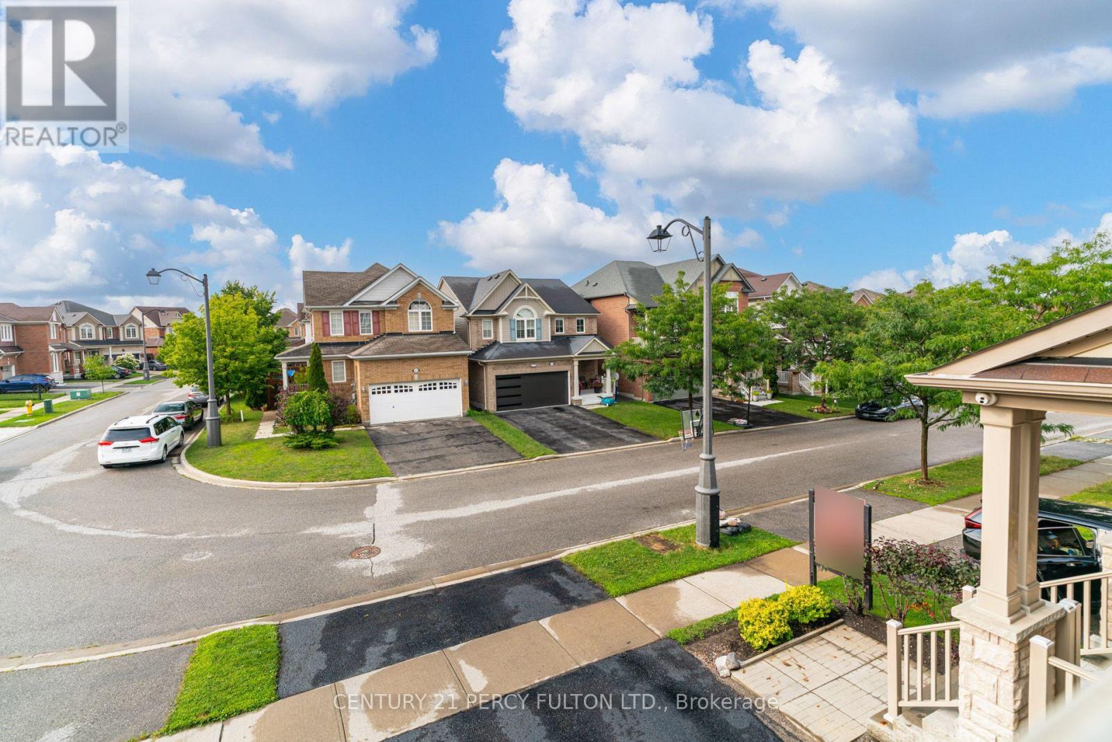 1825 Parkhurst Crescent, Pickering, Ontario  L1X 0B1 - Photo 21 - E13794454
