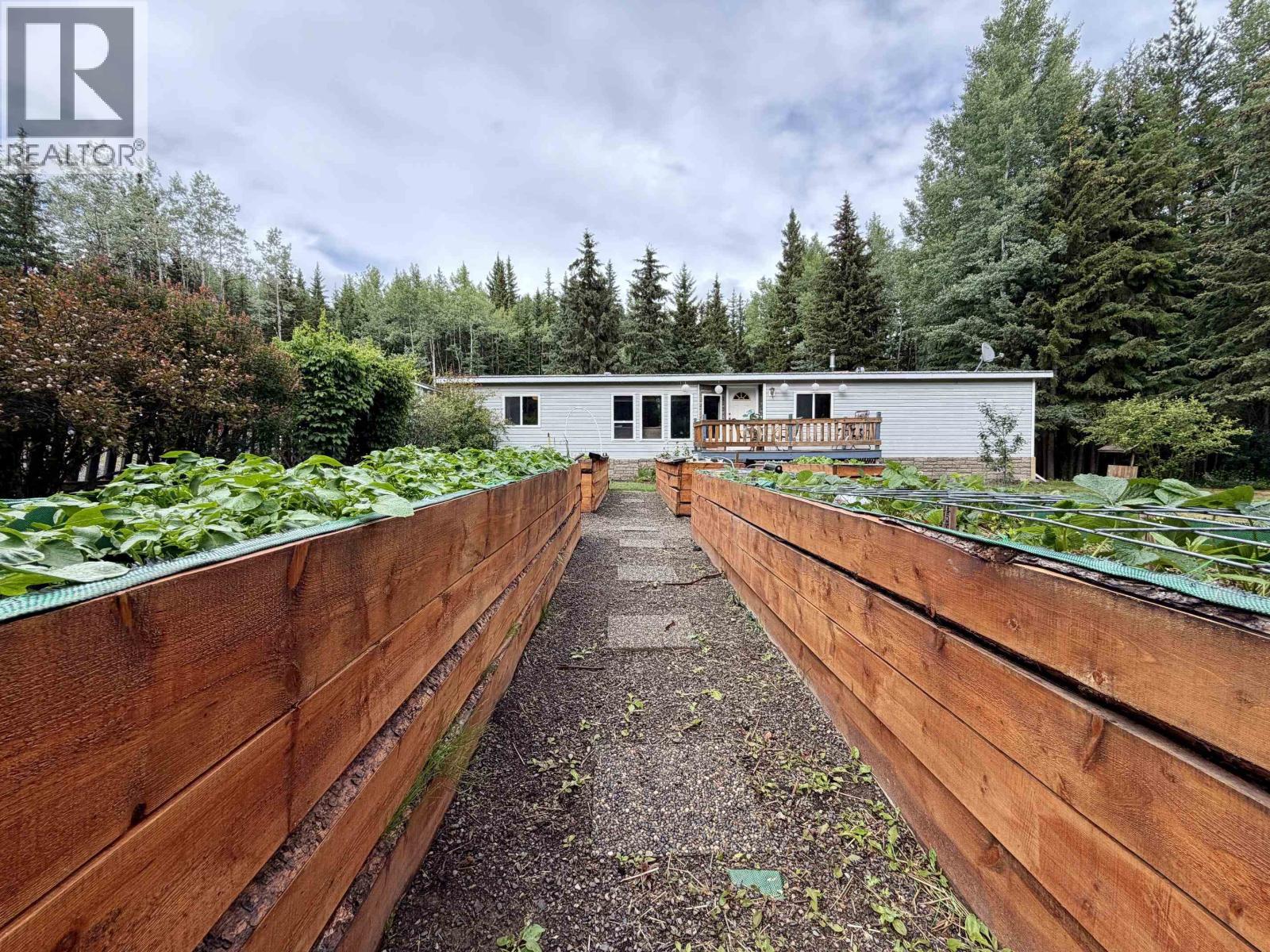 4004 Williams Crescent, Houston, British Columbia  V0J 1Z2 - Photo 3 - R3147670