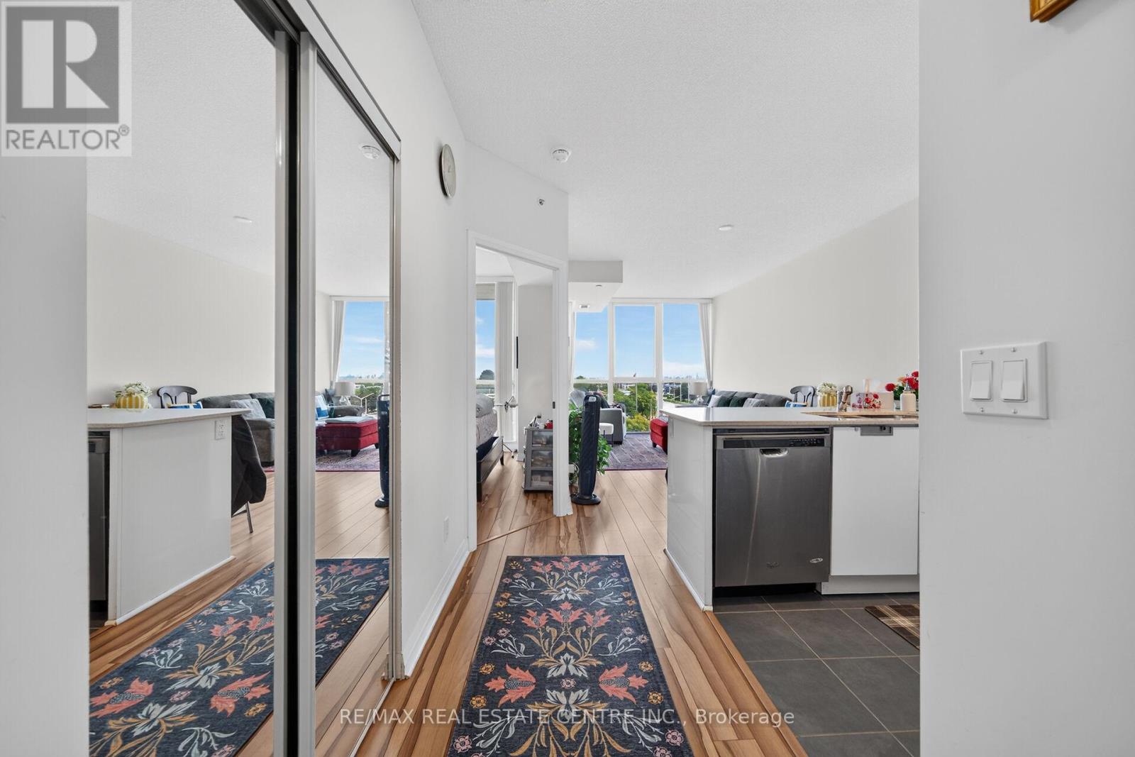 605 - 55 Eglinton Avenue W, Mississauga, Ontario  L5R 0E4 - Photo 15 - W13794400