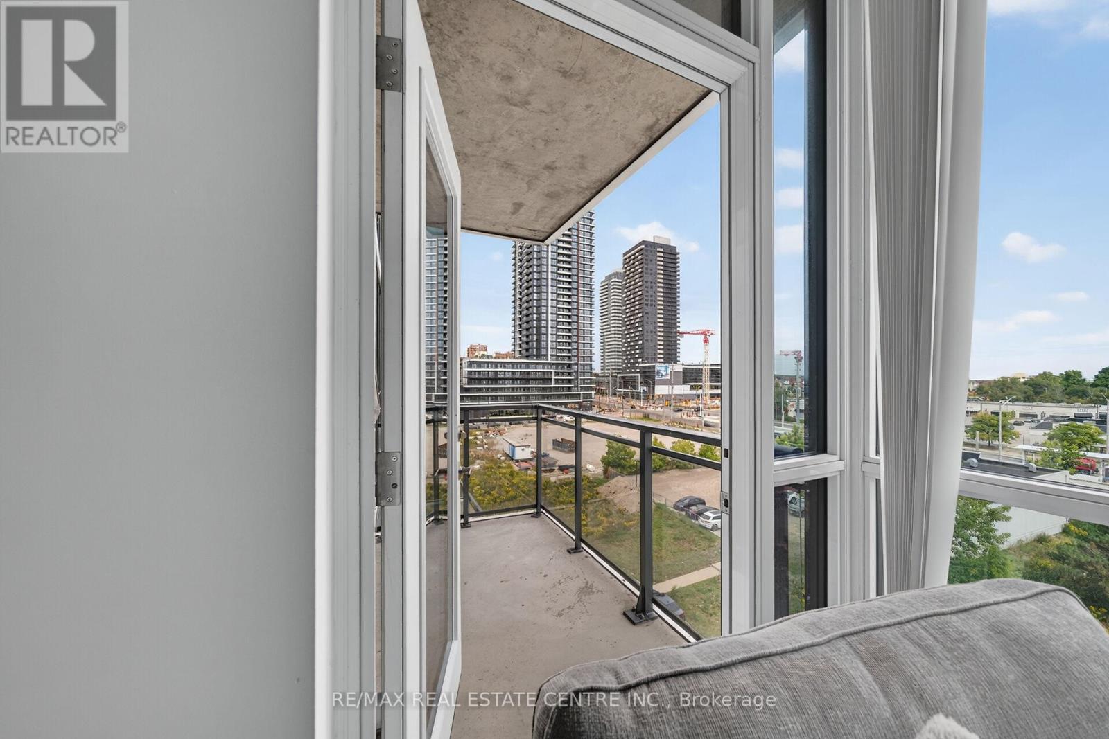 605 - 55 Eglinton Avenue W, Mississauga, Ontario  L5R 0E4 - Photo 33 - W13794400