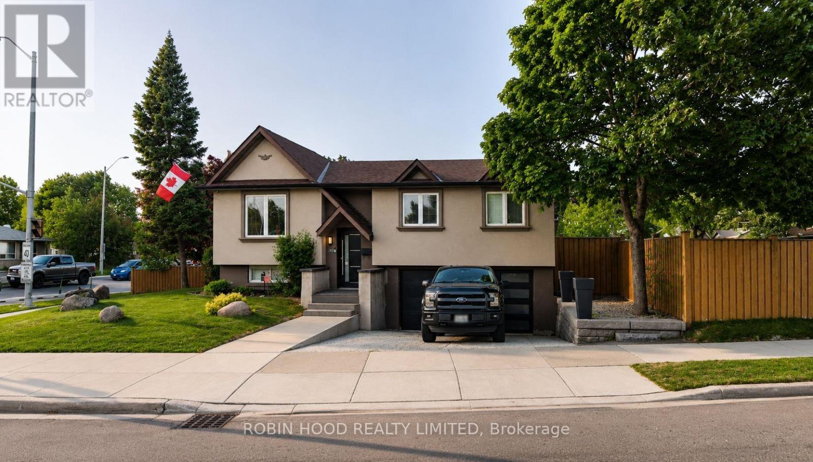 0 - 270 VODDEN STREET, Brampton, Ontario