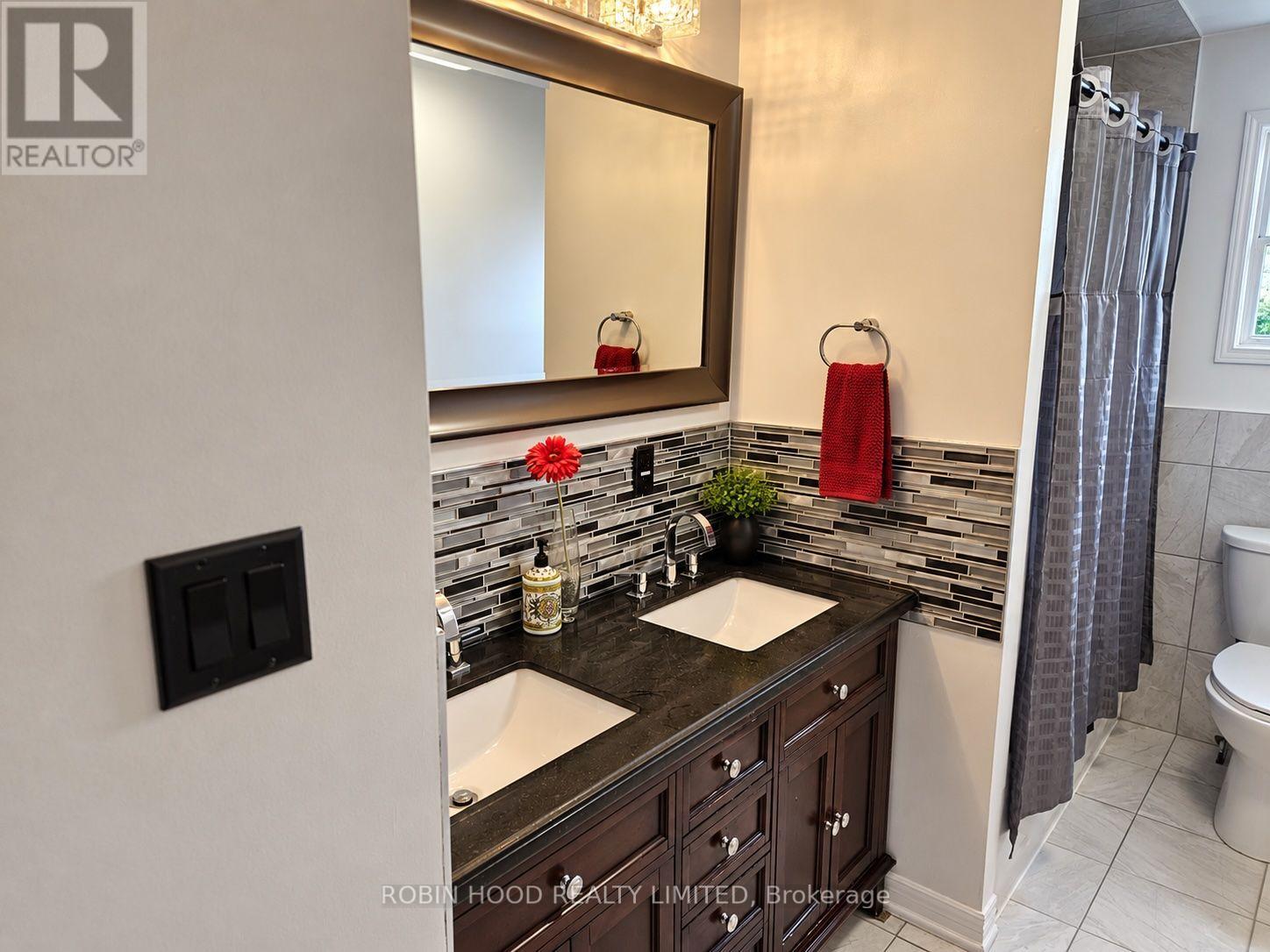 0 - 270 Vodden Street, Brampton, Ontario  L6V 2P8 - Photo 11 - W13794440