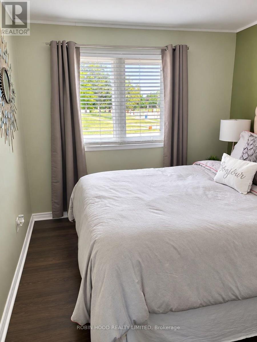 0 - 270 Vodden Street, Brampton, Ontario  L6V 2P8 - Photo 6 - W13794440