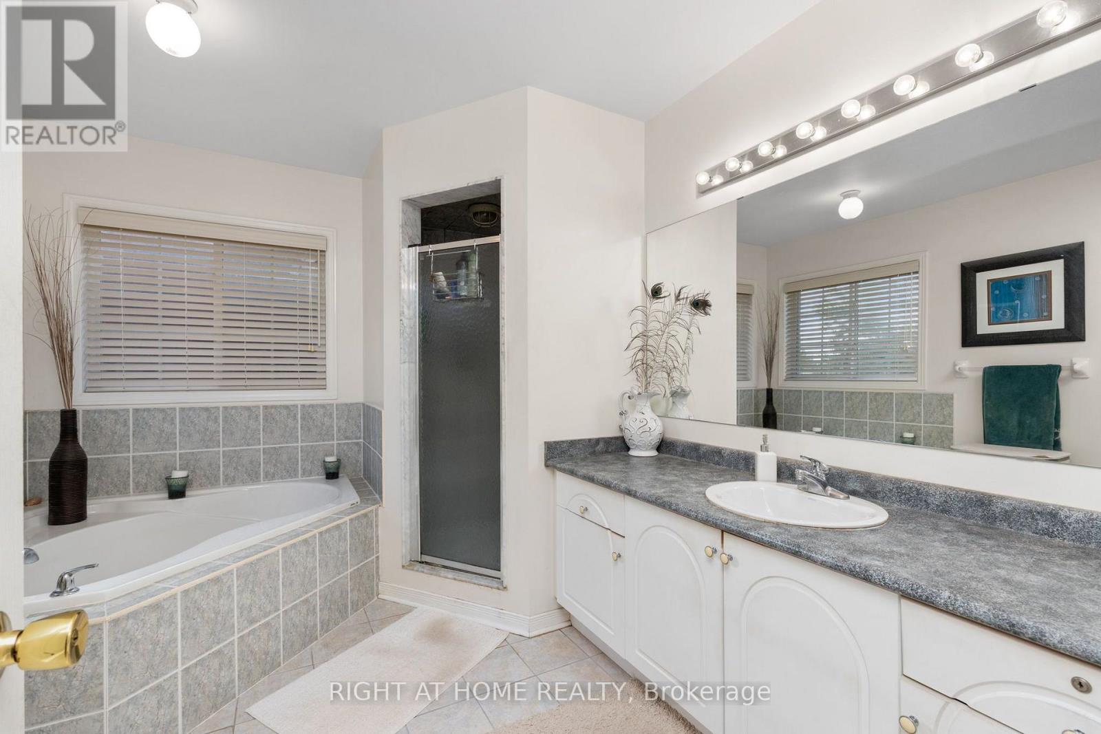 13 Cassinway Road, Brampton, Ontario  L6R 3M4 - Photo 18 - W13794470