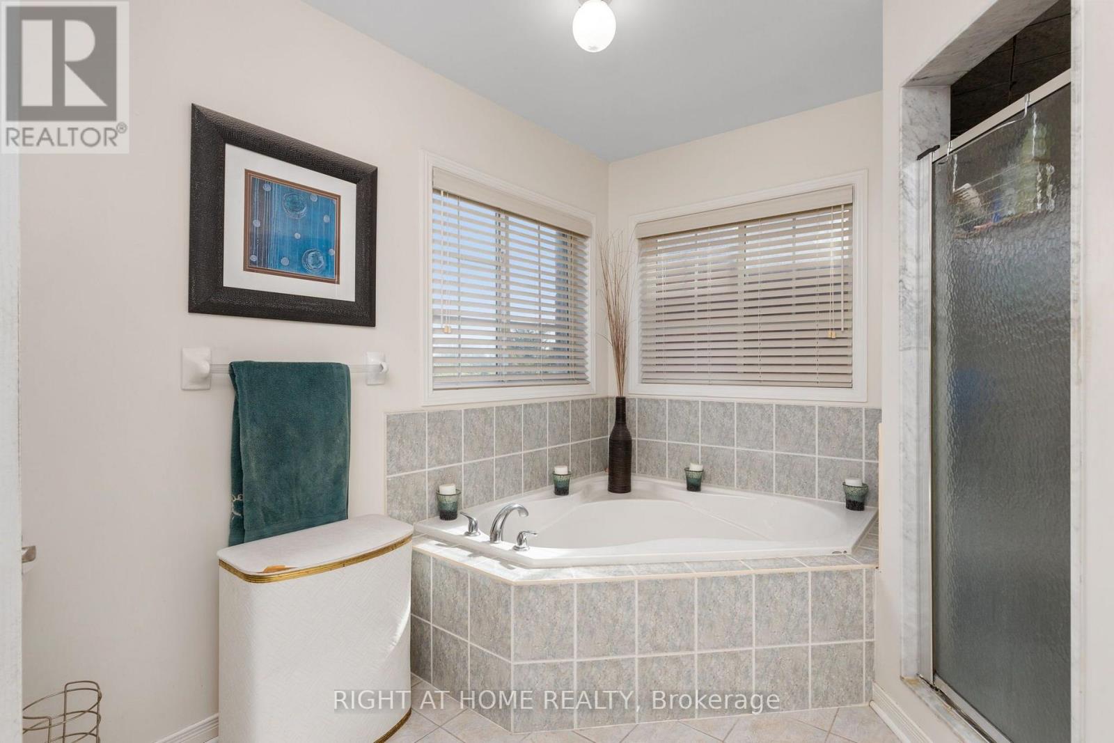 13 Cassinway Road, Brampton, Ontario  L6R 3M4 - Photo 19 - W13794470