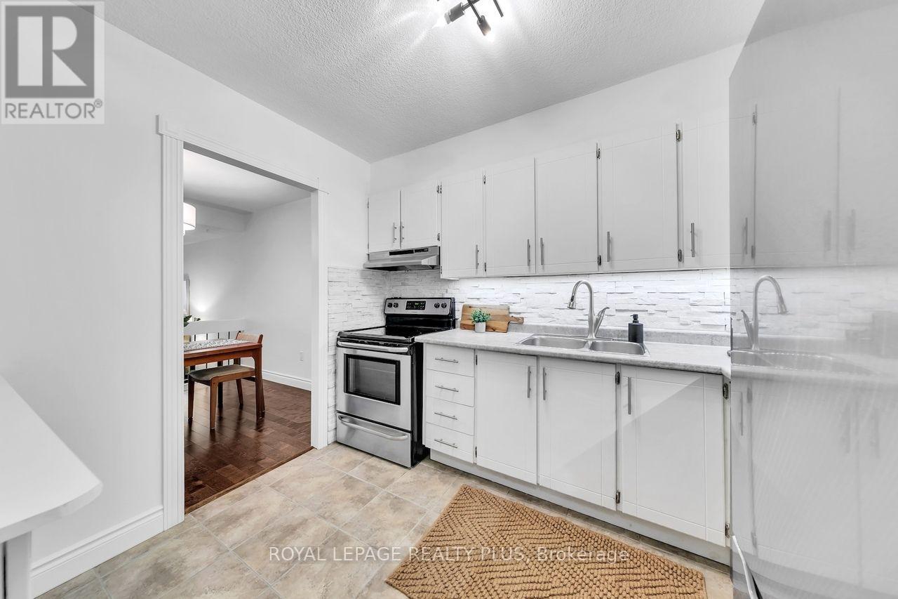 403 - 1395 White Oaks Boulevard, Oakville, Ontario  L6H 2R8 - Photo 11 - W13794476